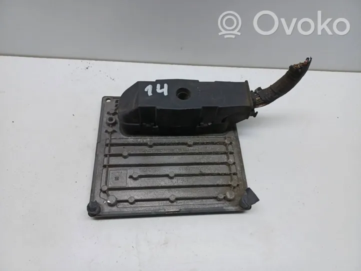 Ford Fiesta Variklio valdymo blokas 4S6112A650JB