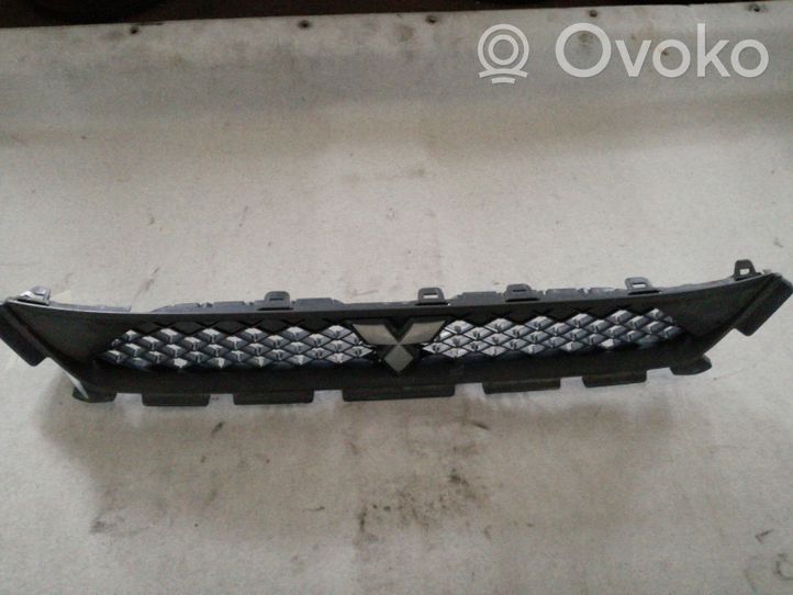 Mitsubishi ASX Grille calandre supérieure de pare-chocs avant 6402A217