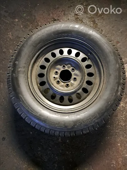 Toyota Tundra I R17 spare wheel 