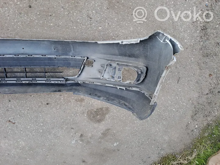 Volkswagen Tiguan Front bumper 5N0807221K