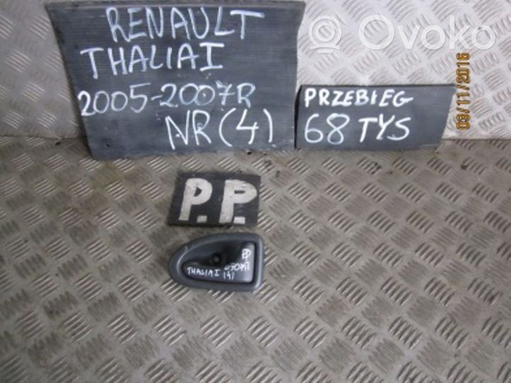 Renault Thalia I Poignée intérieure de porte avant 820002899