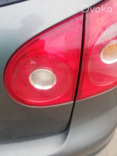 Volkswagen Golf V Lampa tylna 