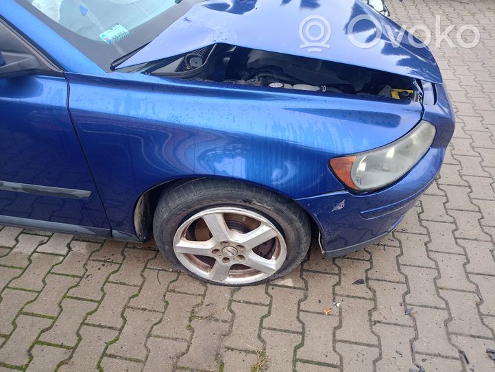 Volvo V50 Błotnik przedni 47646