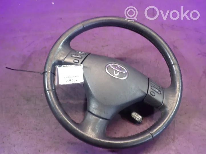 Toyota Corolla Verso E121 Volant 