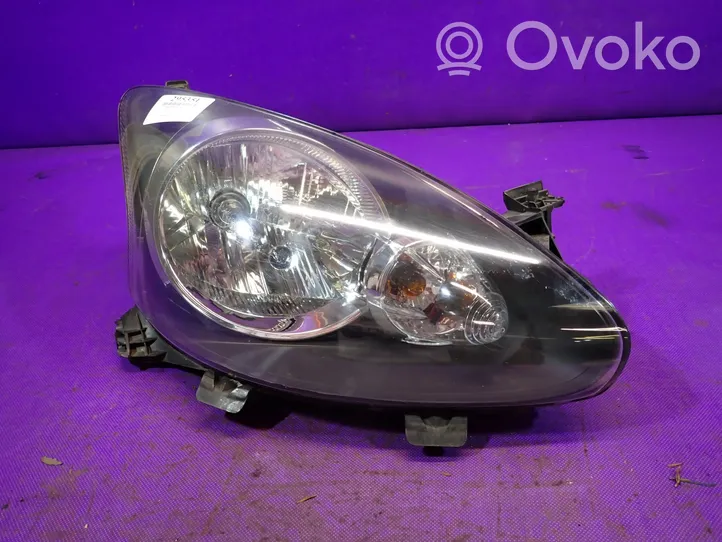 Toyota Aygo AB10 Lampa przednia 20-A761