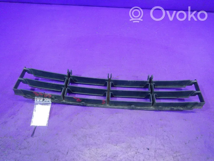 Skoda Praktik (5J8) Grille inférieure de pare-chocs avant 5J0853677A