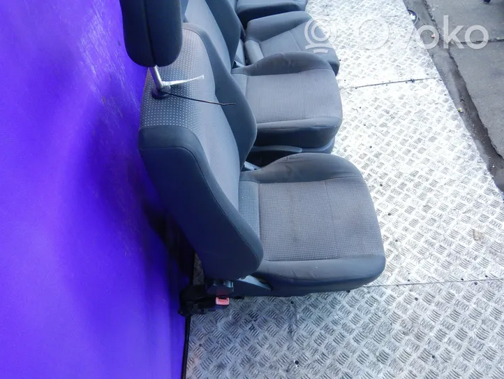 Volkswagen Polo Fotele / Kanapa / Komplet 