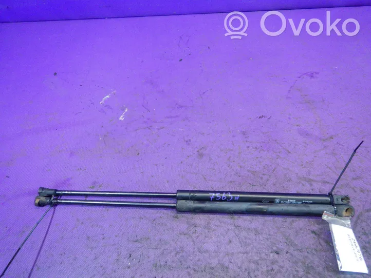 Audi A4 S4 B5 8D Tailgate strut 8D9827552