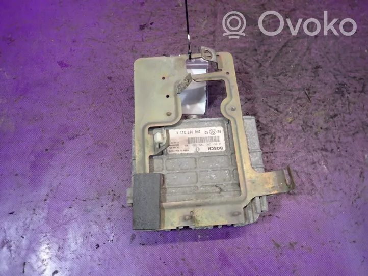 Volkswagen Golf III Unité de commande, module ECU de moteur 1H0907311N