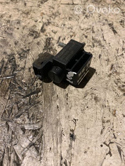 Volvo XC40 Turbo solenoid valve 31339879