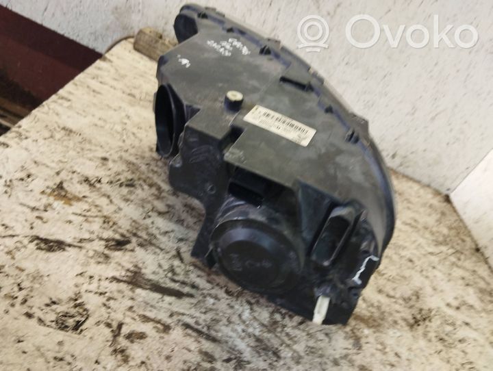 Citroen C4 Cactus Phare frontale 9821349680