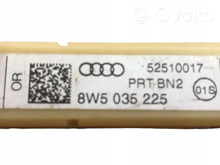 Audi A4 S4 B9 8W Pystyantennivahvistin 