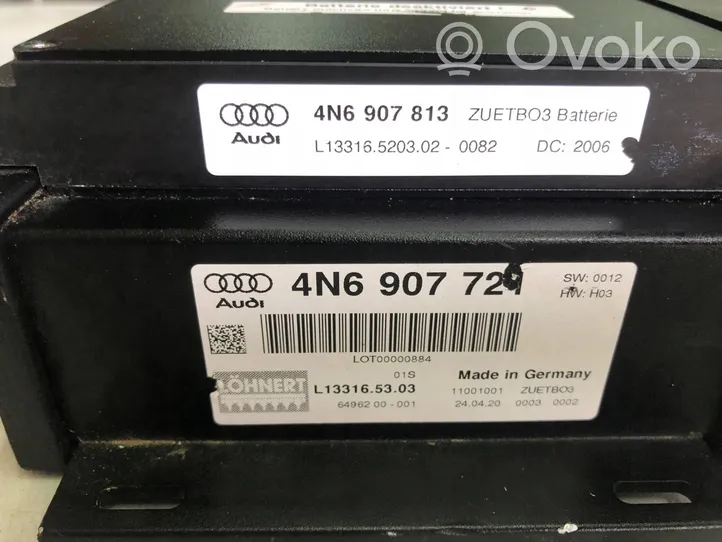 Audi A8 S8 D5 Turvatyynyn ohjainlaite/moduuli 4N6907721