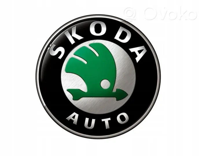Skoda Fabia Mk3 (NJ) Mascherina inferiore del paraurti anteriore 6V0807368