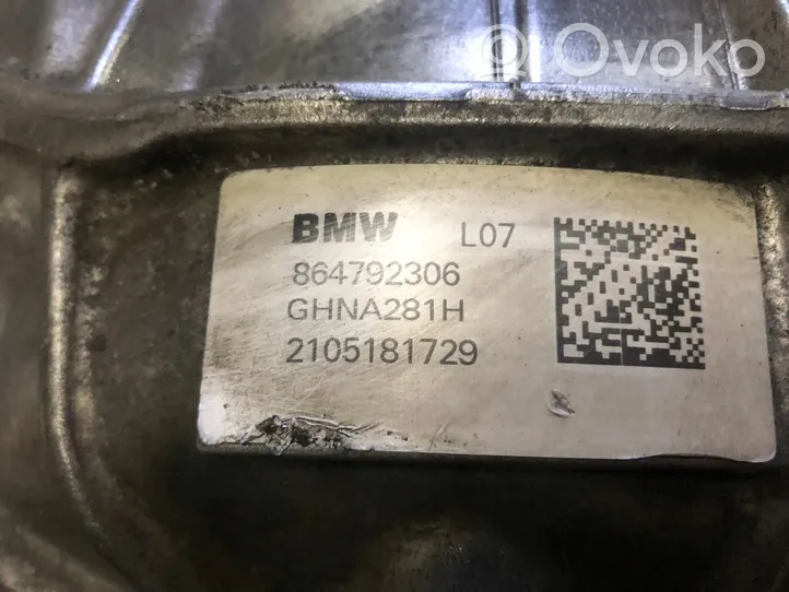 BMW 4 G22 G23 G24 G26 Aizmugurējais reduktors 8647923