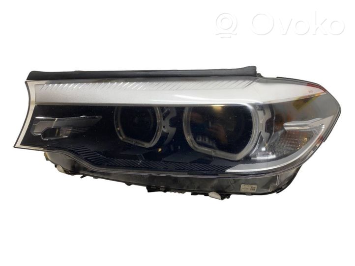 BMW 5 G30 G31 Faro/fanale 7439187