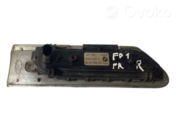 BMW 7 F01 F02 F03 F04 Feu clignotant répétiteur d'aile avant 7203372