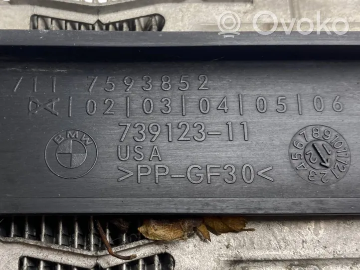 BMW X3 F25 Intercooler radiator 7823571