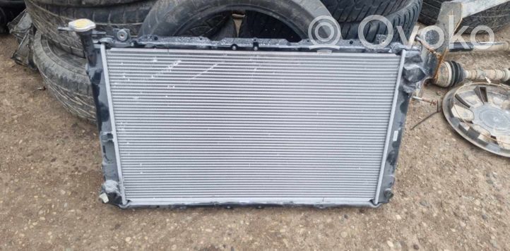 Nissan Patrol Y60 Radiateur de refroidissement 