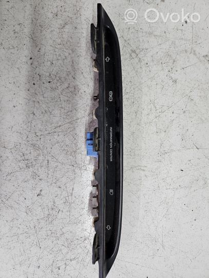 Chrysler Voyager Monitori/näyttö/pieni näyttö 4437515