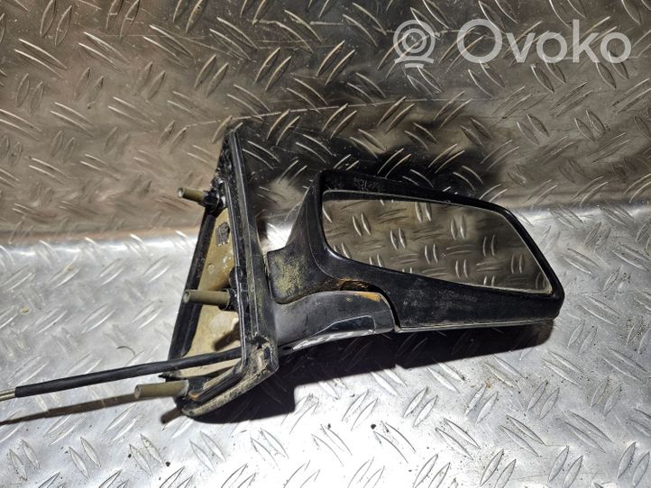 Volkswagen Golf III Rétroviseur latéral manuel 0217387