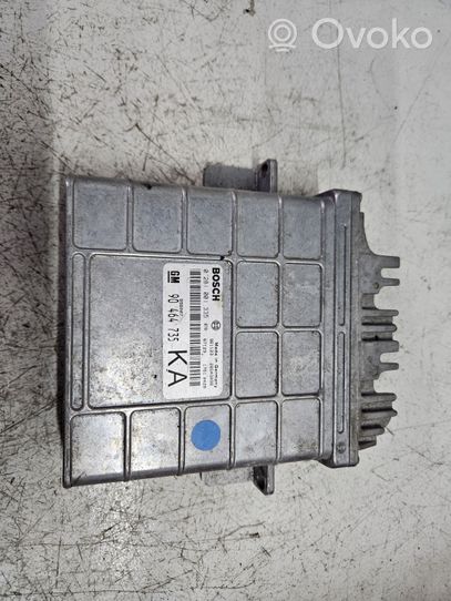 Opel Vectra B Sterownik / Moduł ECU 0281001335