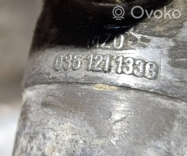 Audi 200 Tubo flessibile del liquido di raffreddamento del motore 0351211330