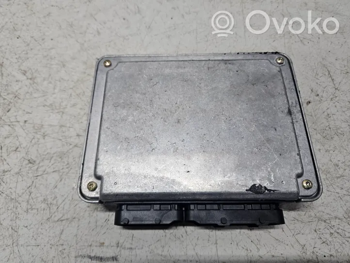 Opel Frontera B Sterownik / Moduł ECU 0281010025