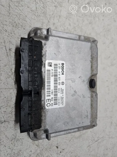 Opel Frontera B Calculateur moteur ECU 0281010025