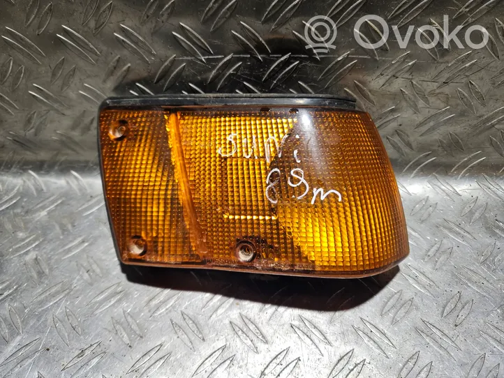 Nissan Sunny Indicatore di direzione anteriore IKI5162A