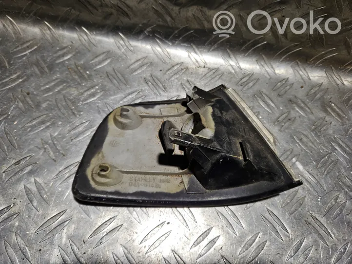 Honda Civic Indicatore di direzione anteriore 0415142L