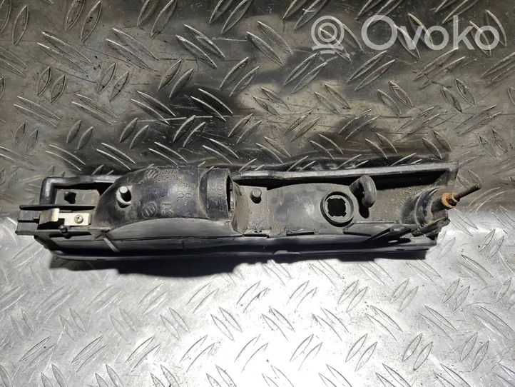 Mazda 323 F Indicatore di direzione anteriore 21061311