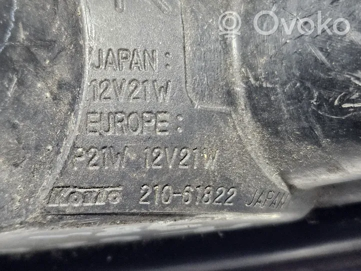 Mazda 626 Indicatore di direzione anteriore 21061822