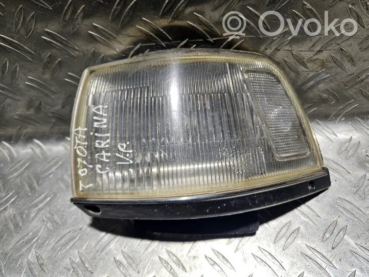 Toyota Camry Indicatore di direzione anteriore 3241