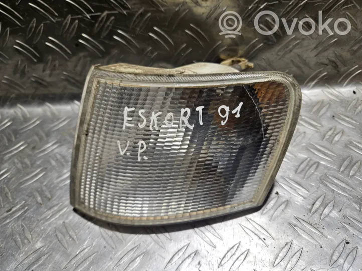 Ford Escort Indicatore di direzione anteriore 91AG13369CA