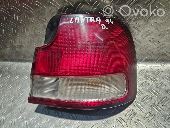 Hyundai Lantra II Lampa tylna 92402285