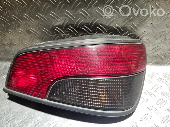 Peugeot 306 Lampa tylna 020101