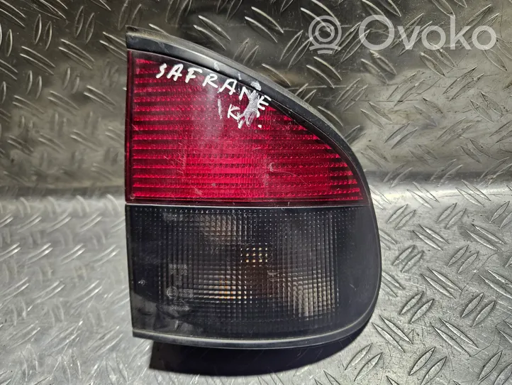 Renault Safrane Lampa tylna 7700808304