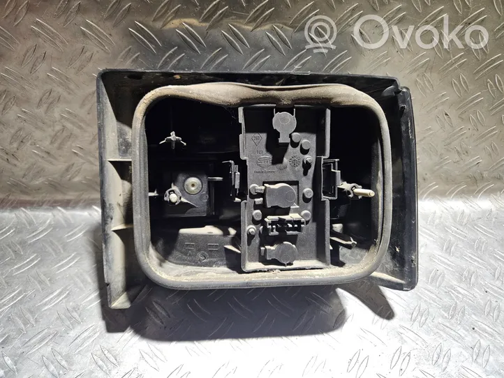 Renault 19 Lampa tylna 7700815979G