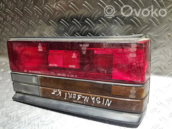 Nissan Cherry N12 Feux arrière / postérieurs 013056