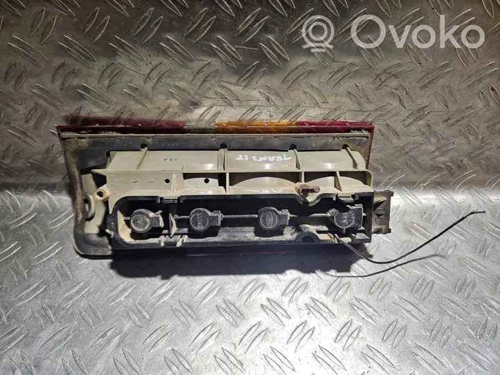 Ford Courier Lampa tylna 115314