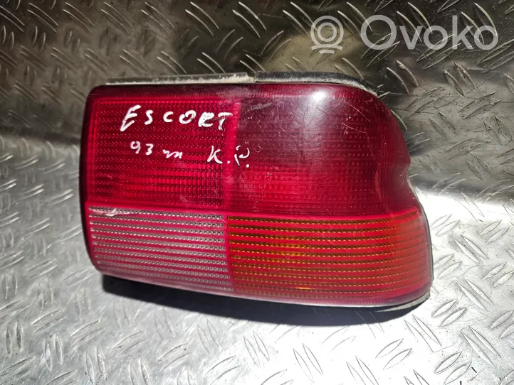 Ford Escort Luci posteriori 93AG13A602AA