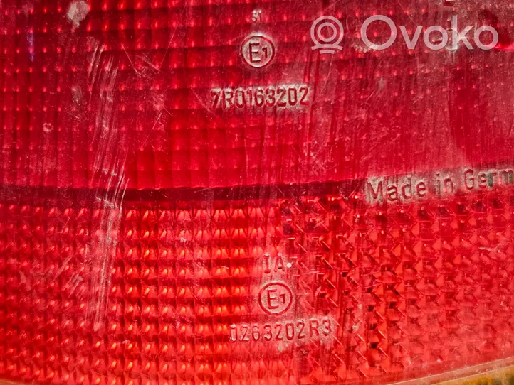 Opel Omega A Rear/tail lights 7R0163202