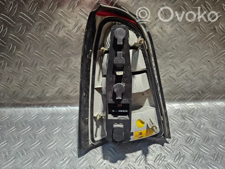 Opel Vectra B Lampa tylna 09153155