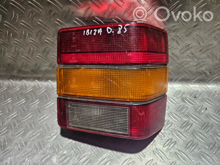 Seat Ibiza I (021A) Feux arrière / postérieurs A2810881