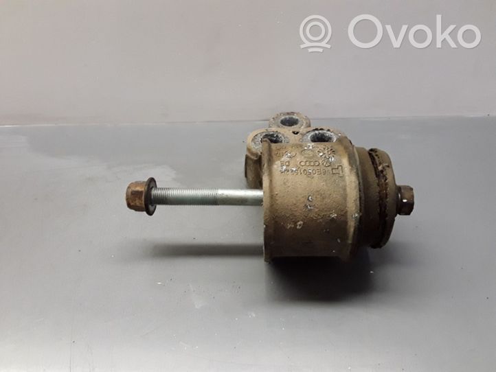 Volkswagen PASSAT B5.5 Supporto alloggiamento assale posteriore 8E0501521H