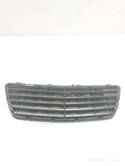 Mercedes-Benz E W210 Grille de calandre avant 