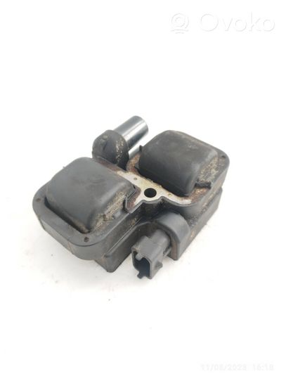 Mercedes-Benz S W220 High voltage ignition coil A0001587803