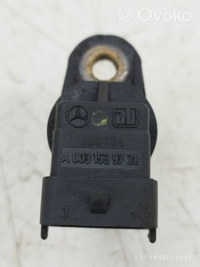 Mercedes-Benz ML W163 Kampiakselin asentoanturi A0031539728
