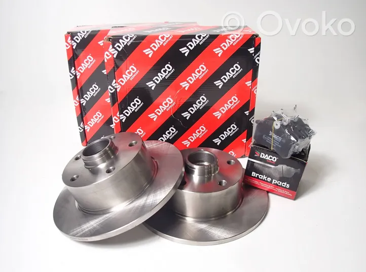 Audi A4 S4 B5 8D Set dischi freno e pinze 604757